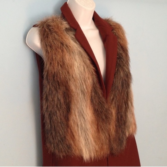 Zara | Faux-Fur Long Wool Vest - Picture 3 of 4